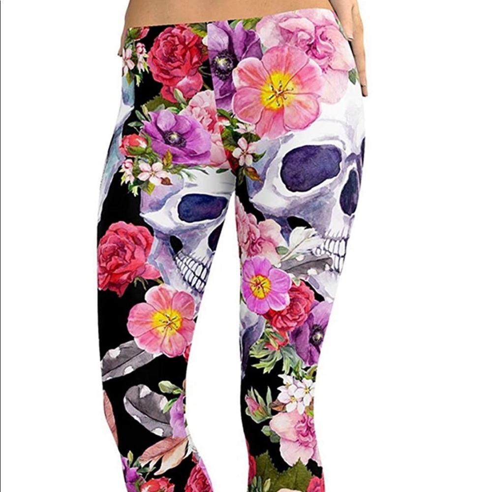 {NWT} Sissycos Sugar Skull Printed Leggings